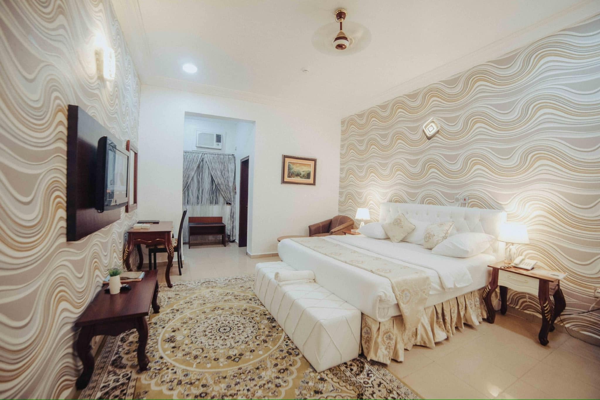 Guest room at Villa Marina